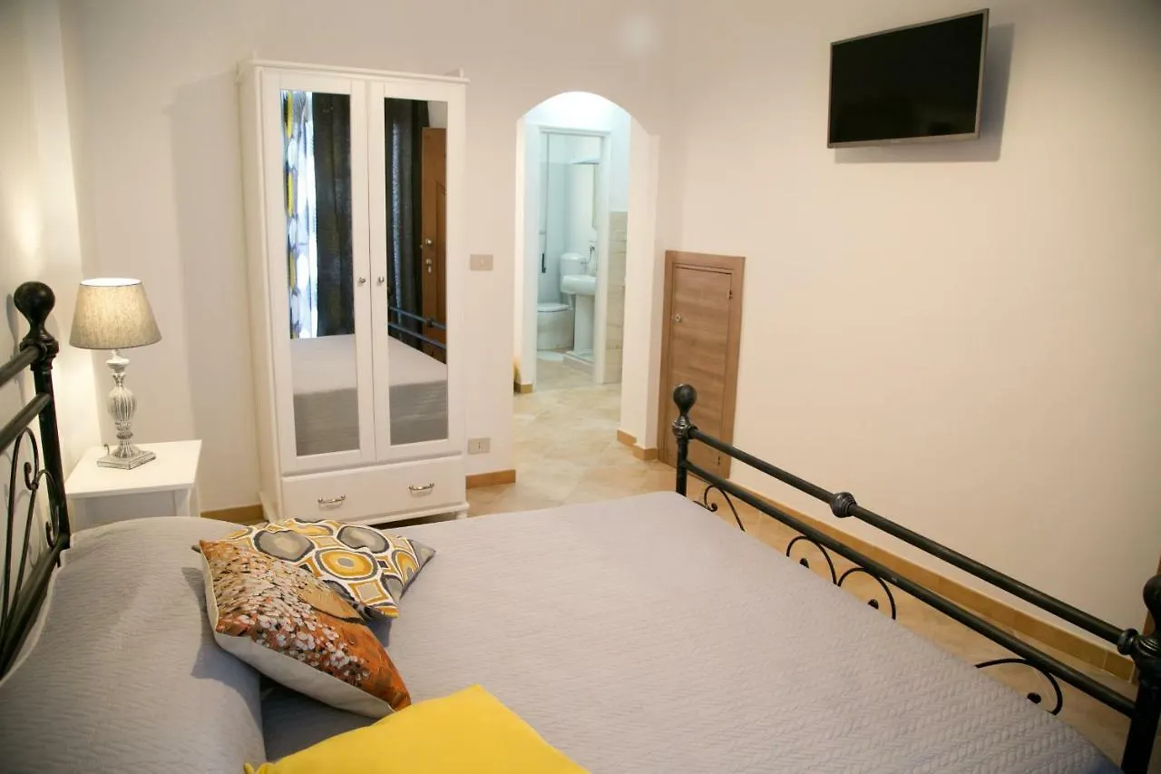 Lolita Holidays Giardini-Naxos Apartament
